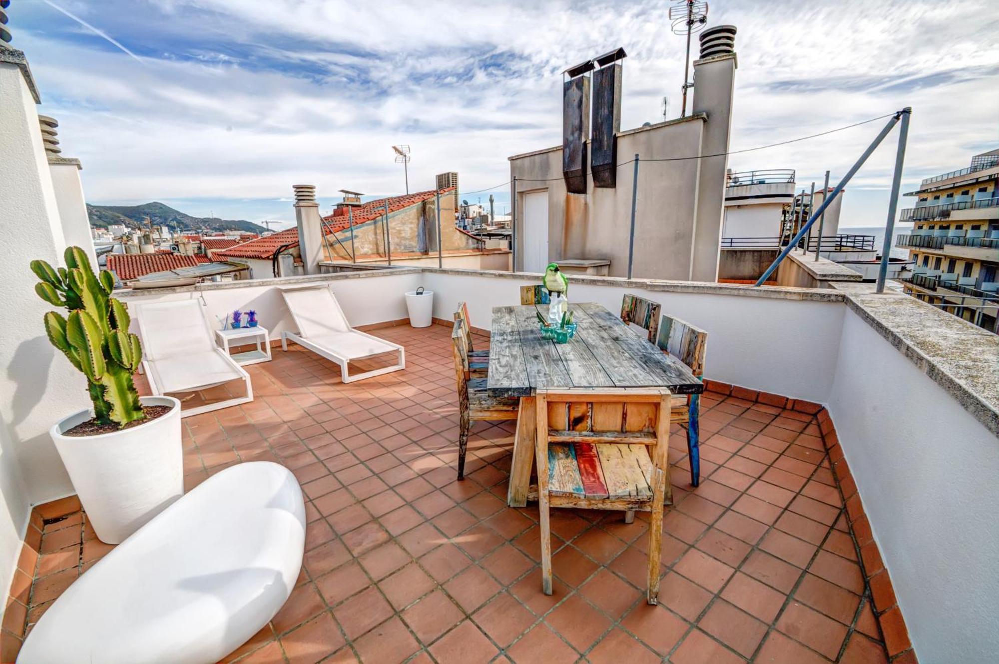 Beachstyle Penthouse By Hello Homes Sitges Buitenkant foto