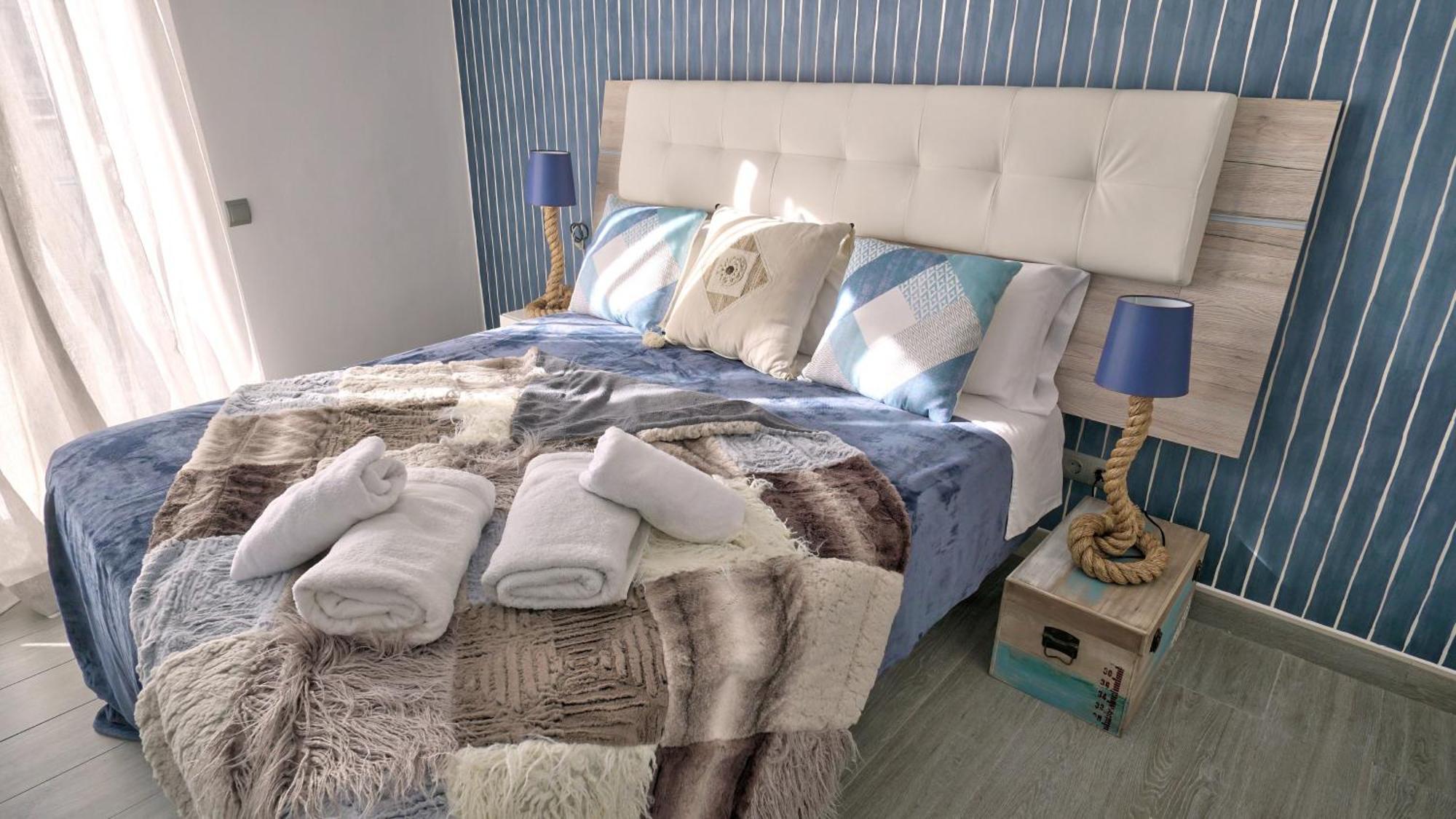Beachstyle Penthouse By Hello Homes Sitges Buitenkant foto